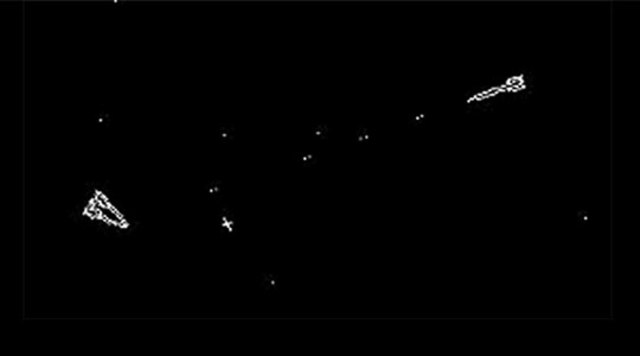 PRIMER JUEGO DE COMPUTADORAS