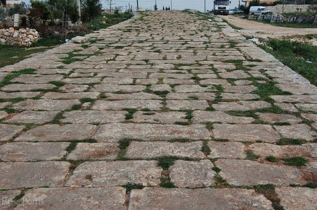 Construcción primeras calzadas Romanas