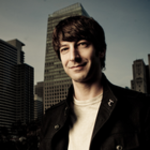 Digg says "Goodbye Jay, Hello Kevin"