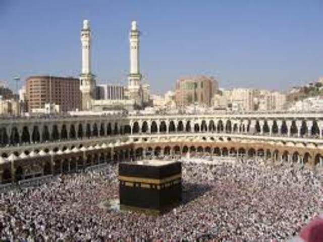 Muhammad makes the final Hajj