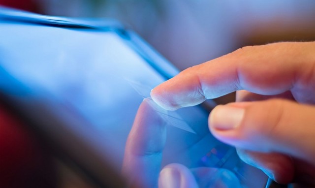 Interacción táctil.