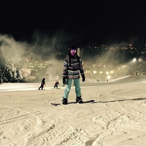 Snowboarding at Blue Mountain