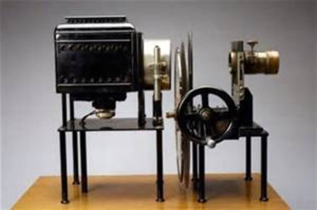first movie camera