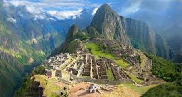 MACHU PICCHU ( Construcción de la Ciudad)