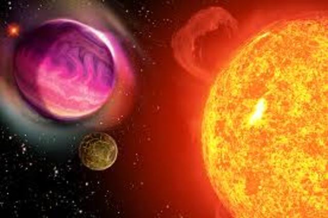 Discovery of the first extra-solar planets
