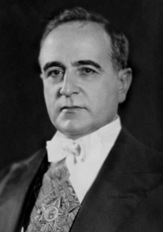 Getúlio Vargas Ingressou na política em 1909.