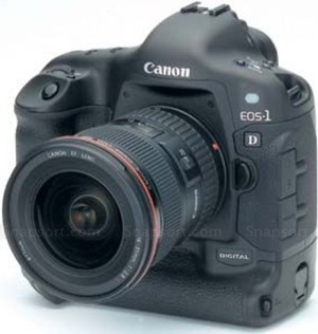 EOS-1Ds Mark II – 16.7 Megapixels