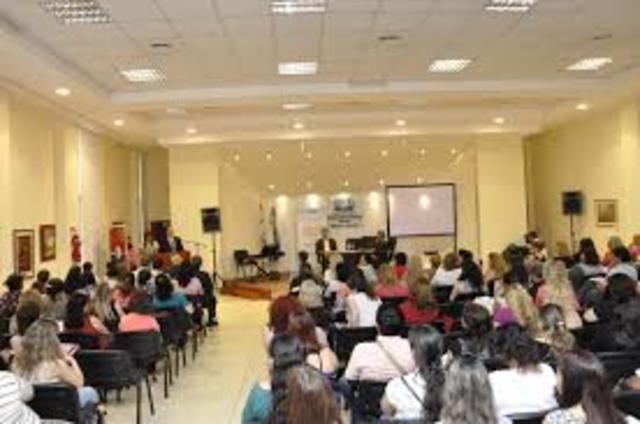 Maestro en Biblioteconomía y  Maestro en Archivonomía en la Facultad de Filosofía y Letras