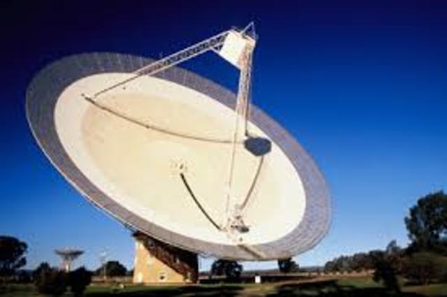 First radio telescope