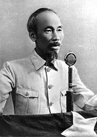 Hi Chi Minh declares Vietnams independence
