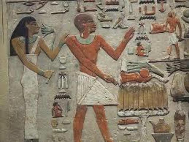 Middle kingdom of Egypt begins