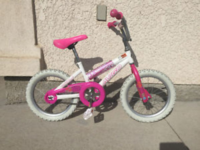 I rode my bike for the first time without traning wheels