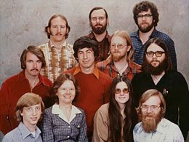 Microsoft employees (Group photo)