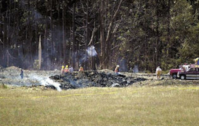 Flight 93 crashes.