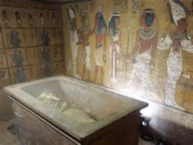 Howard Carter Discovered Tutankhuman's Tomb