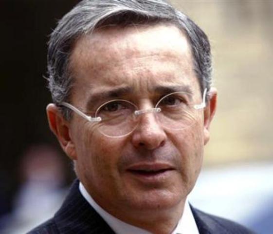 COLECTIVO DE ABOGADOS PIDE GARANTIAS AL GOBIERNO