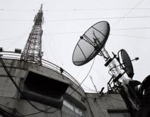 1985- educación via satelite