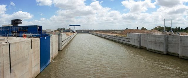 Amplian esclusas en el río Santiago