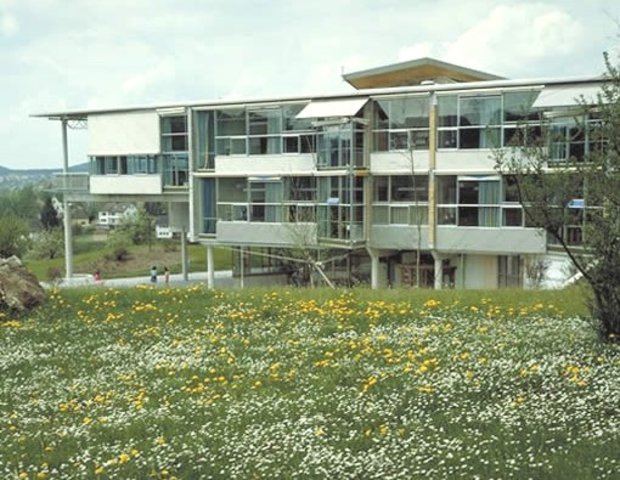 Escuela Schäfersfeld (1982) Gunter Schäfersfeld