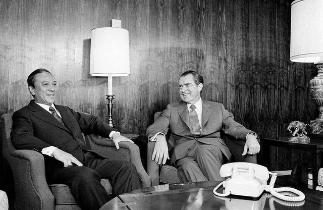 Nixon Announces Withdrawal of U.S. Troops