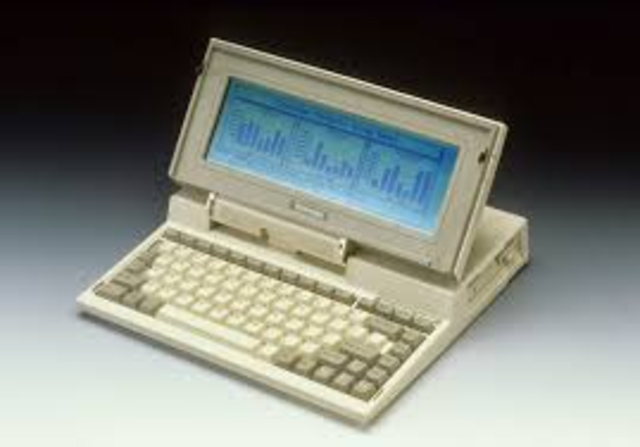 Primer ordenador laptop