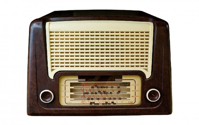 Aparición de la radio