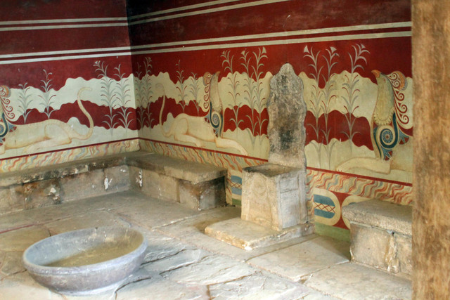 Minoans, Second "Palace" at Knossos