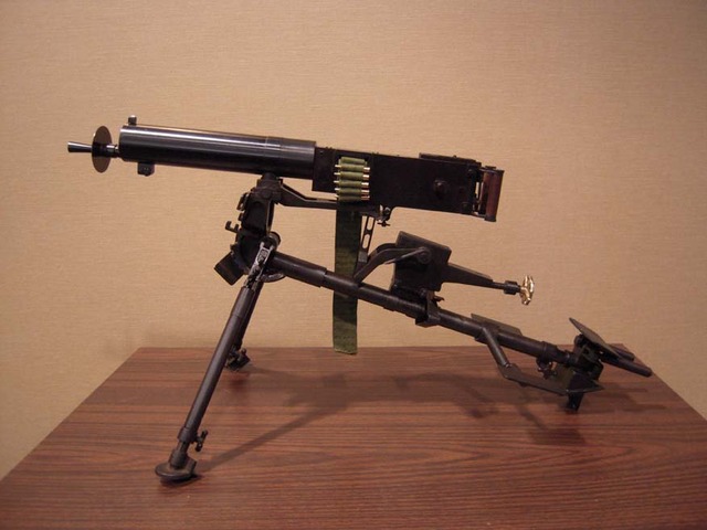 Maxim invents machine gun