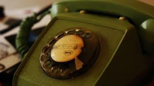 En 1878 es introducida en México la telefonía