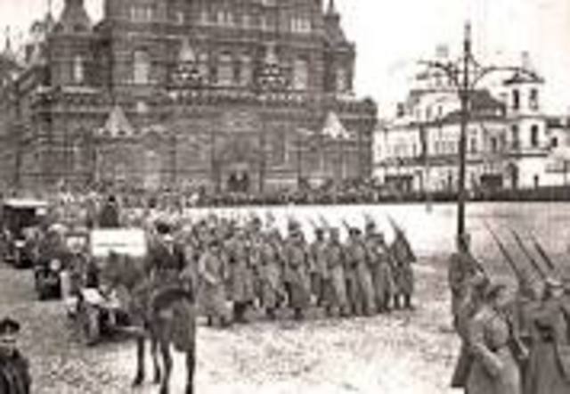 Russian Civil War Begins