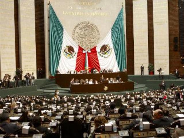 Pérdida de diputados del PRI