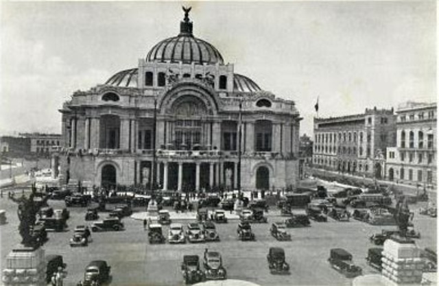 Inicio de la actividad turística en México.