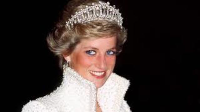 Britian's Princess Diana dies in a Paris auto accident