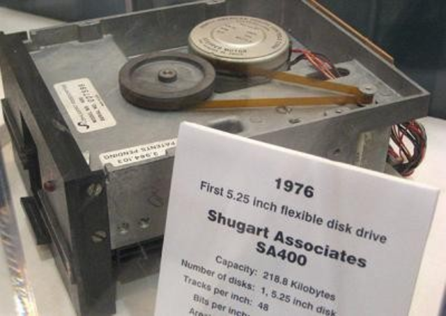 SE CREO LA PRIMER UNIDAD DE DISCO FLEXIBLE