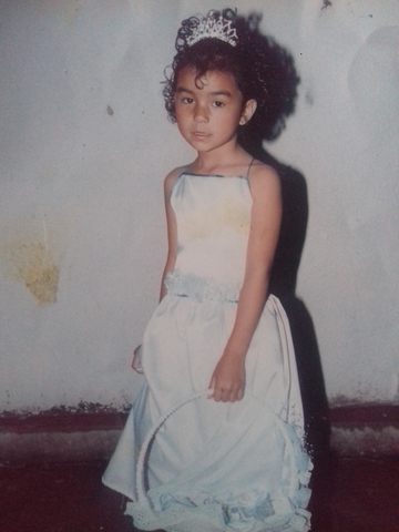 Niña de recuerdos.