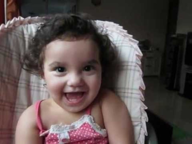 La imitación y el sistema de turnos son fundamentales para la comunicación.