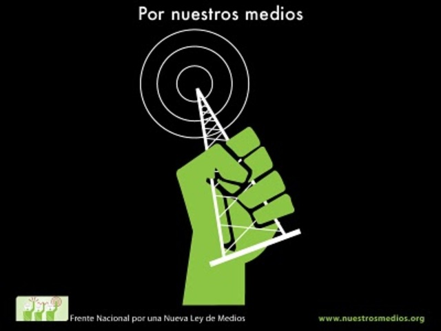 Se expide la Ley Federal de Radio y Televisión