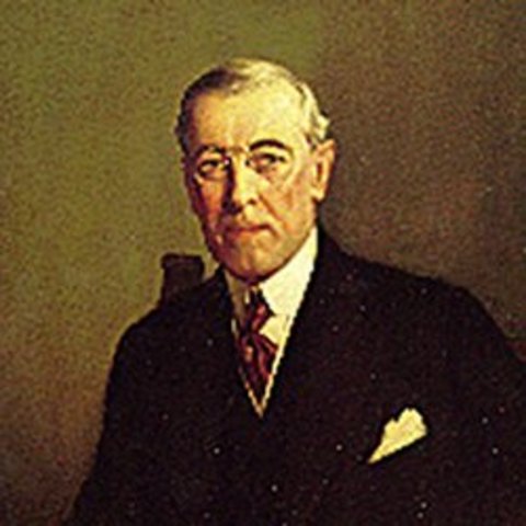 Woodrow Wilson becomes president