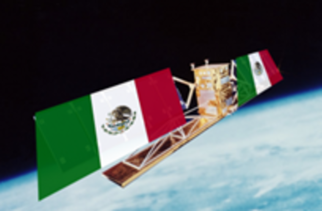 2010 Gobierno de México compra nuevos satélites.