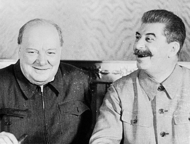 Consultas entre Churchill y Stalin en Moscú (Rusia)
