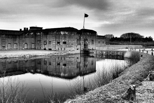 Se evacua definitivamente el campo de concentración de Breendonk (Bélgica)