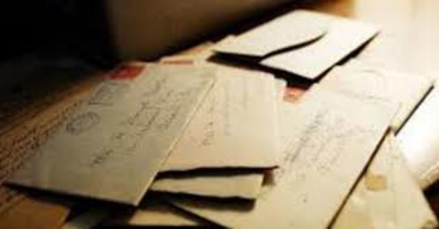 Envío de material por correspondencia