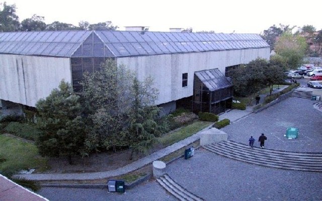 Biblioteca C.P. Alfredo Adam Adam (FCA)