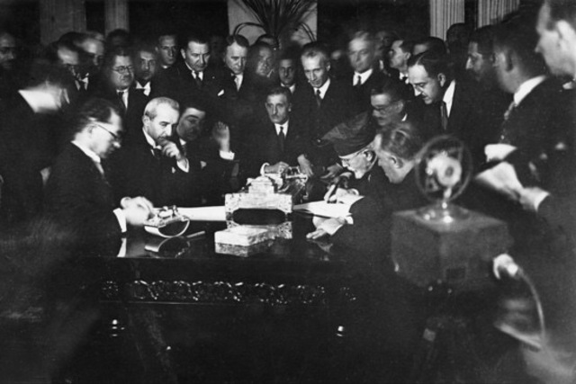Signed Lausanne Peace Treaty