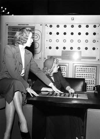 Leo-I (Lyons Electronic Office I)