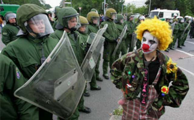 modelo Seattle en cumbre antiglobalizacion