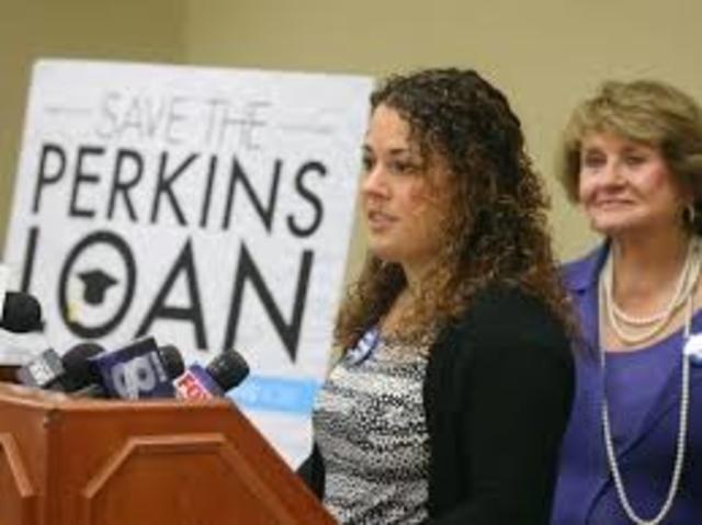 Government Makes Direct Loans to Students Through Perkins Loan Program