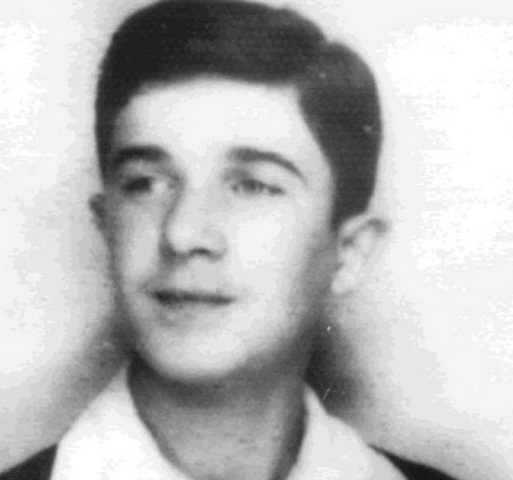 Del 18 al 21 de Enero de 1943 se produce la primera resistencia en el ghetto de Varsovia (Polonia). Lucha en la calle bajo el comando de Mordejai Anilevich.