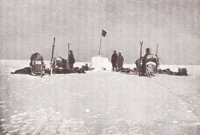 Roald Amundsen reaches the South Pole