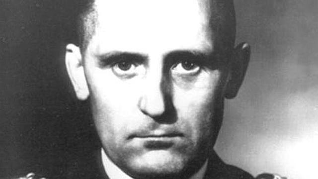 El jefe de la Gestapo, Heinrich Muller, abre la "Kugel Aktion" por la que todo prisionero fugado y vuelto a capturar será enviado al campo de concentración de Mauthausen (Austria) para ser asesinado de un balazo en la cabeza.